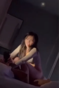 ดูหนังออนไลน์ คลิปหลุด หลุดไทย คลิปโป๊xxxนัดเย็ดสาวทางบ้านโม็กเสียวนั่งนั่งกระเด้าควยเสียวตอกสด